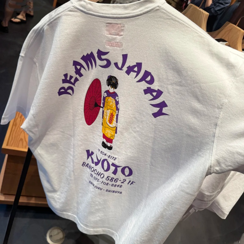 Street Fashion Tokyo - Kaos Katun Fashion Jepang Tokyo Street